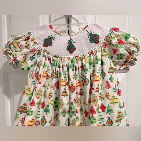 CUTE💝 Smocked Christmas Dress - Ornament Covered Fabric , Buttons on Back - Picture 1 of 10